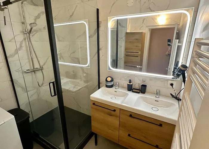 T3 Renove Vue דירה *